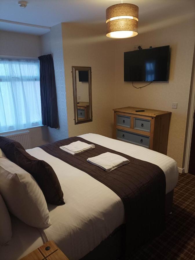 The Trafford Hotel Μπλάκπουλ Εξωτερικό φωτογραφία