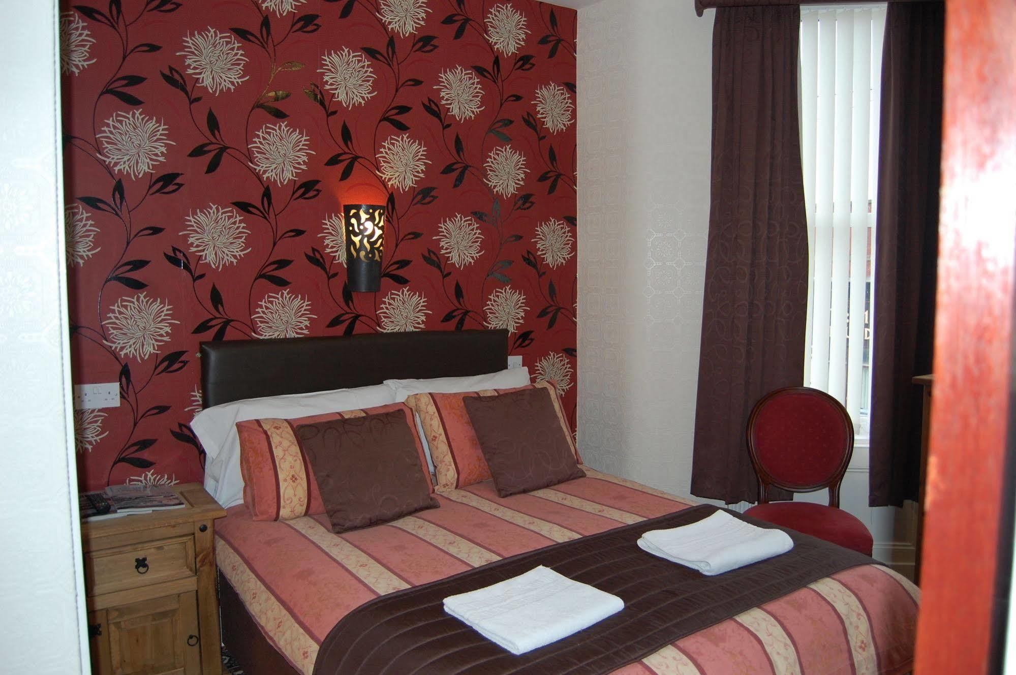 The Trafford Hotel Μπλάκπουλ Εξωτερικό φωτογραφία
